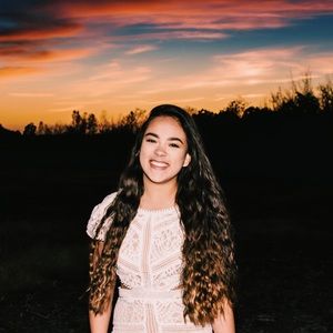 Meet your Posher, Anna